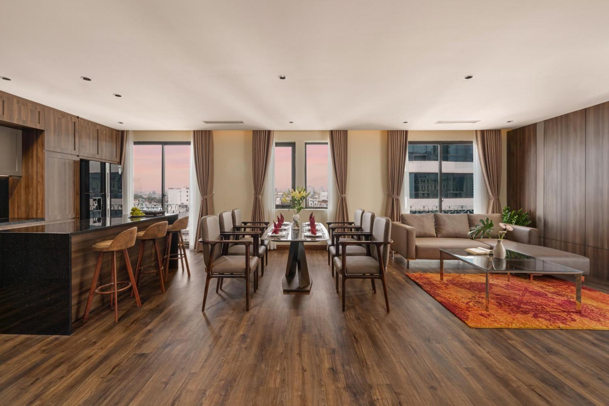 Khách sạn Palazzo Hotel&apartment 4*